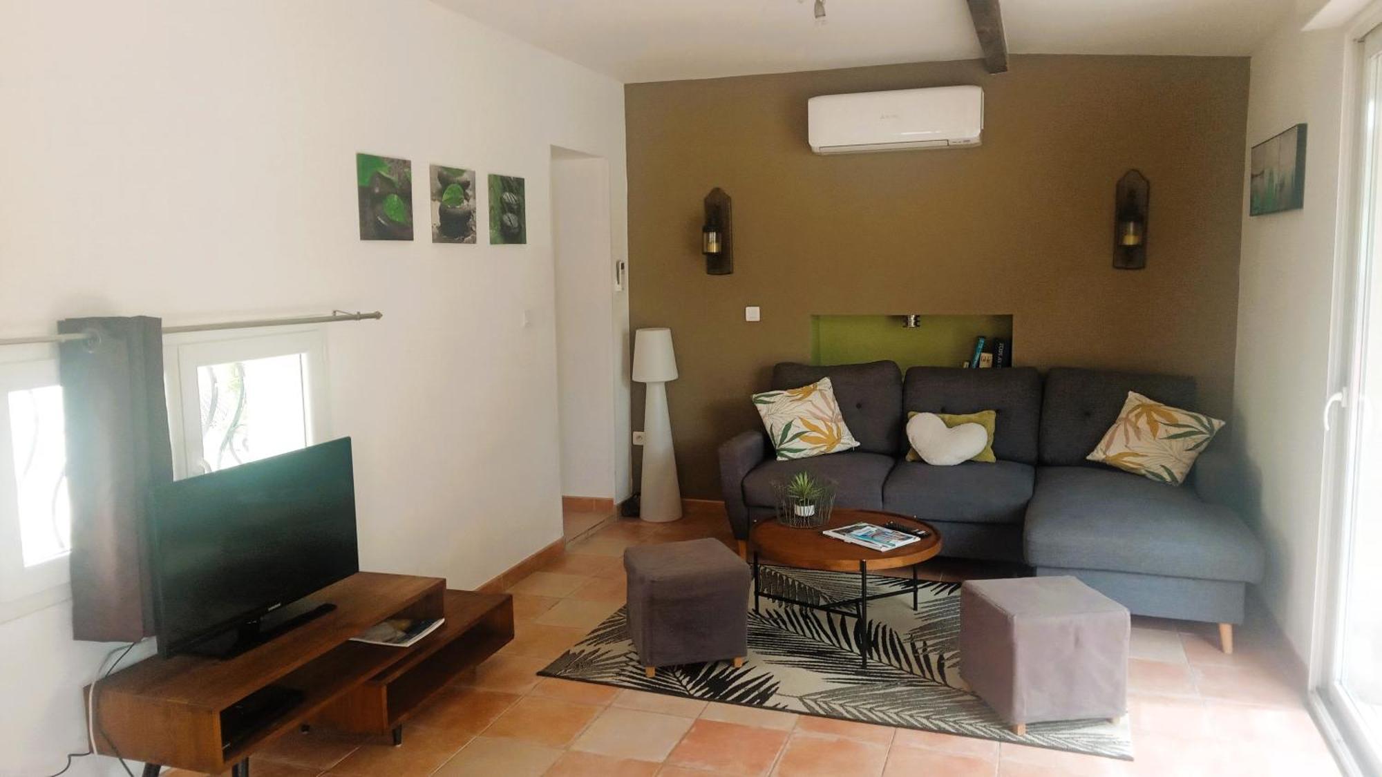 villa privé, plage a pied piscine, parking 2 voitures, 3 chambres 2 sdb Sainte-Maxime Extérieur photo